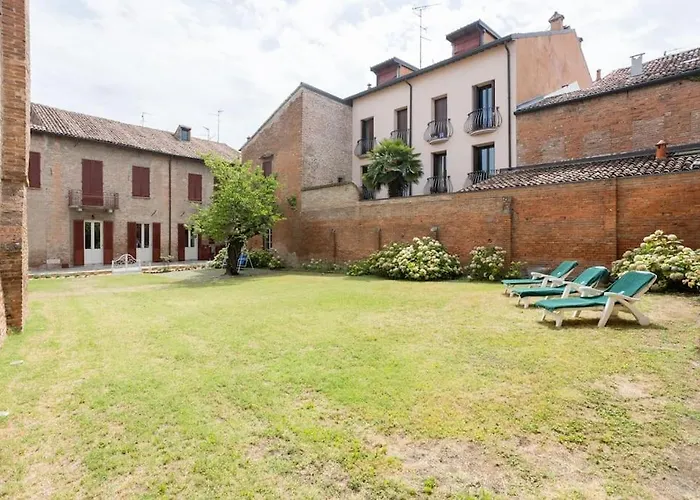 Palazzo Sabbioni Lusso Due Cucina Appartamento